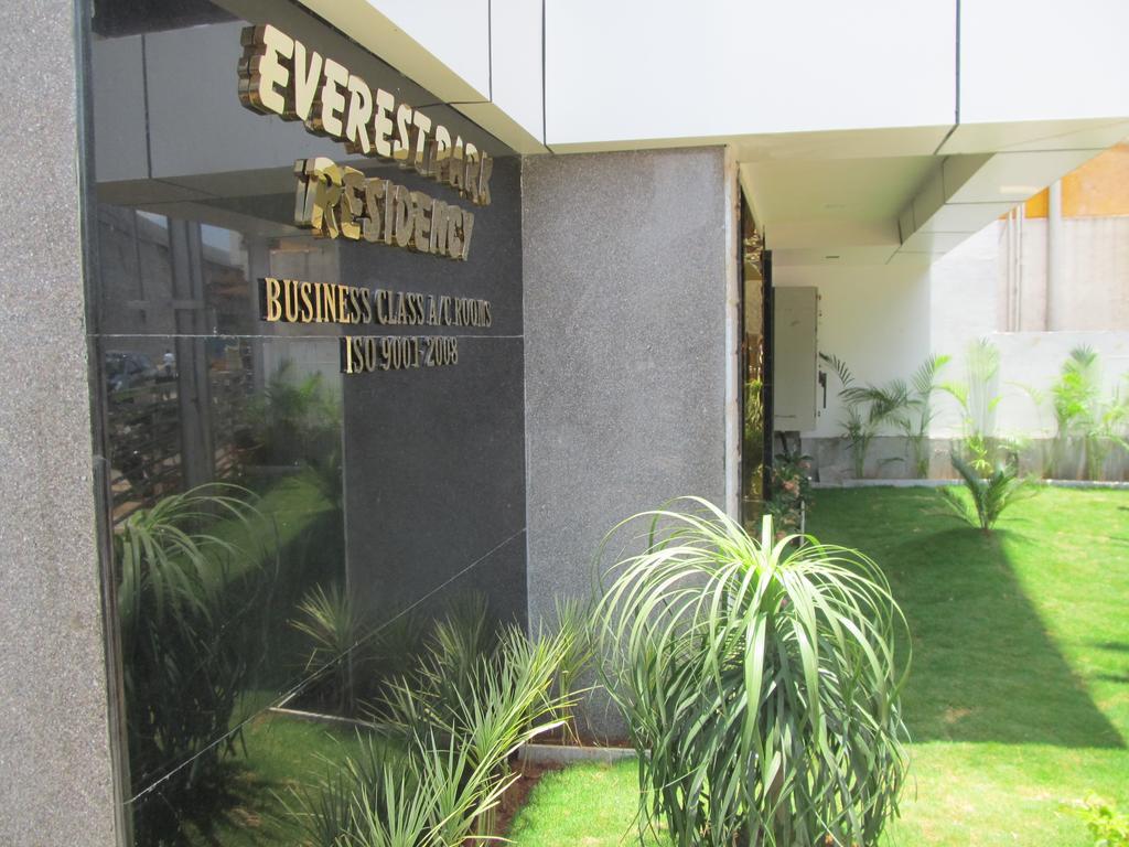 Everestparkresidency Ξενοδοχείο Tiruchirappalli Εξωτερικό φωτογραφία