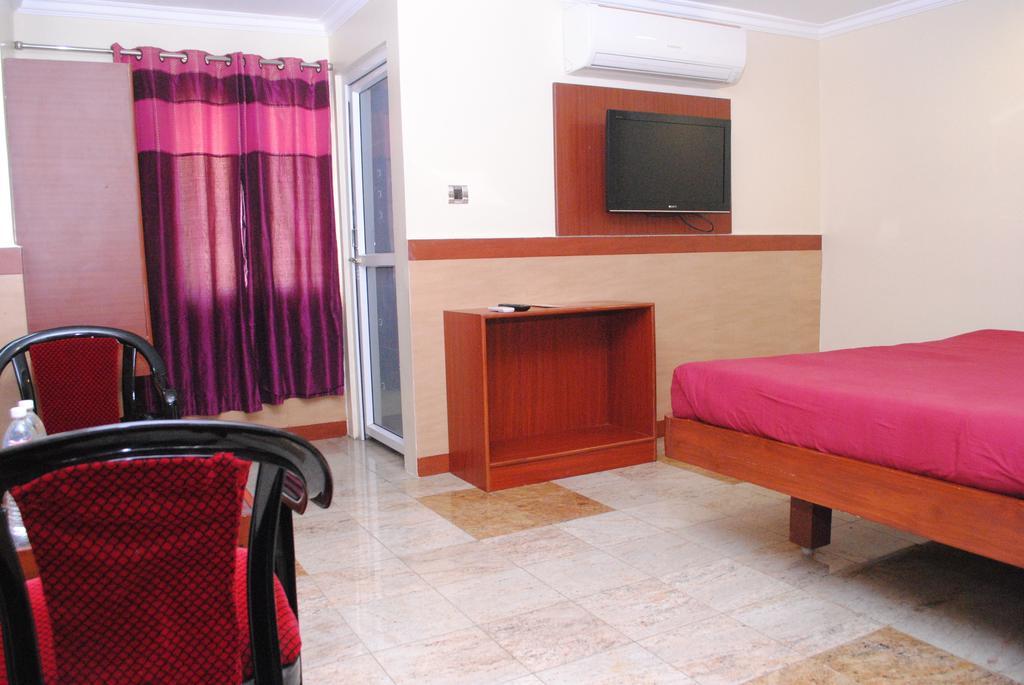 Everestparkresidency Ξενοδοχείο Tiruchirappalli Δωμάτιο φωτογραφία